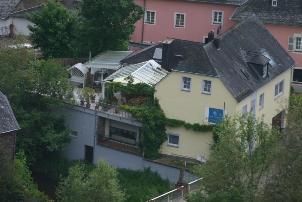 Weingut & Gaestehaus Stephan Kohl Neumagen-Dhron Exteriör bild